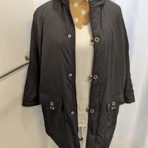 HOODED JACKET SIZE XL ZIPPER FRONT SNAP CLOSURE